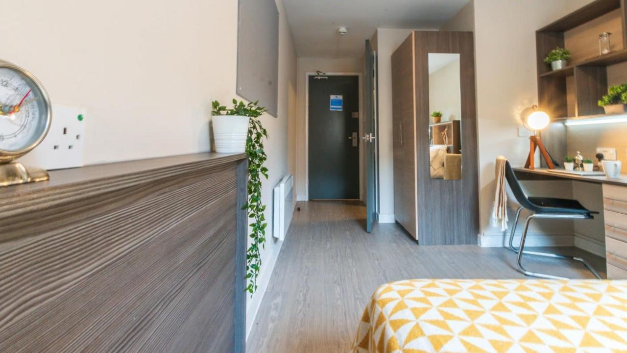 Homely Private Bedrooms At Oxford Court In Manchester Exterior foto