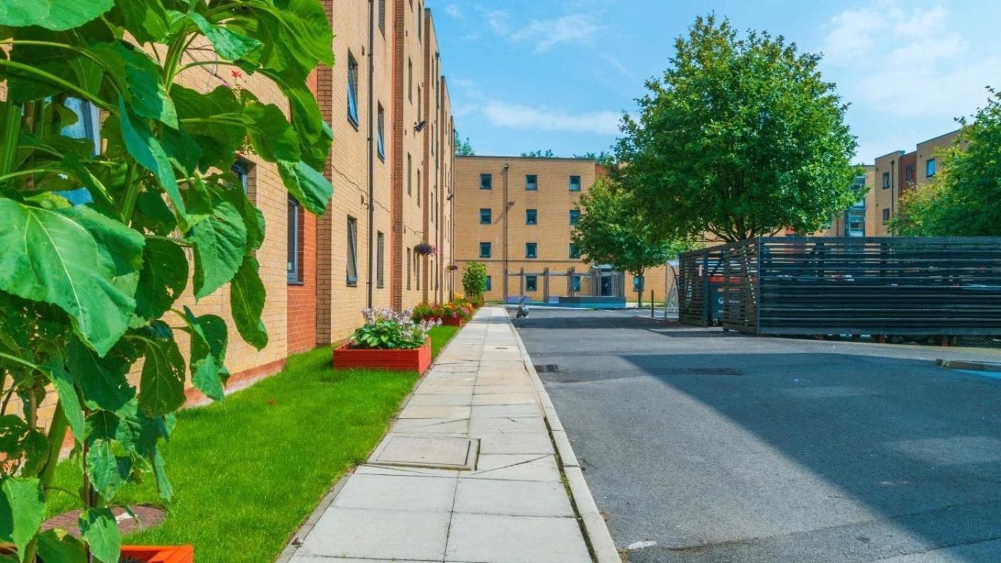 Homely Private Bedrooms At Oxford Court In Manchester Exterior foto